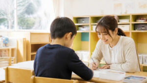 通級の先生と楽しく過ごす子ども
